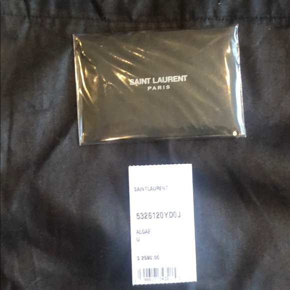 Saint Laurent Shoulder Vicky Medium Matelasse - Picture 3 of 9